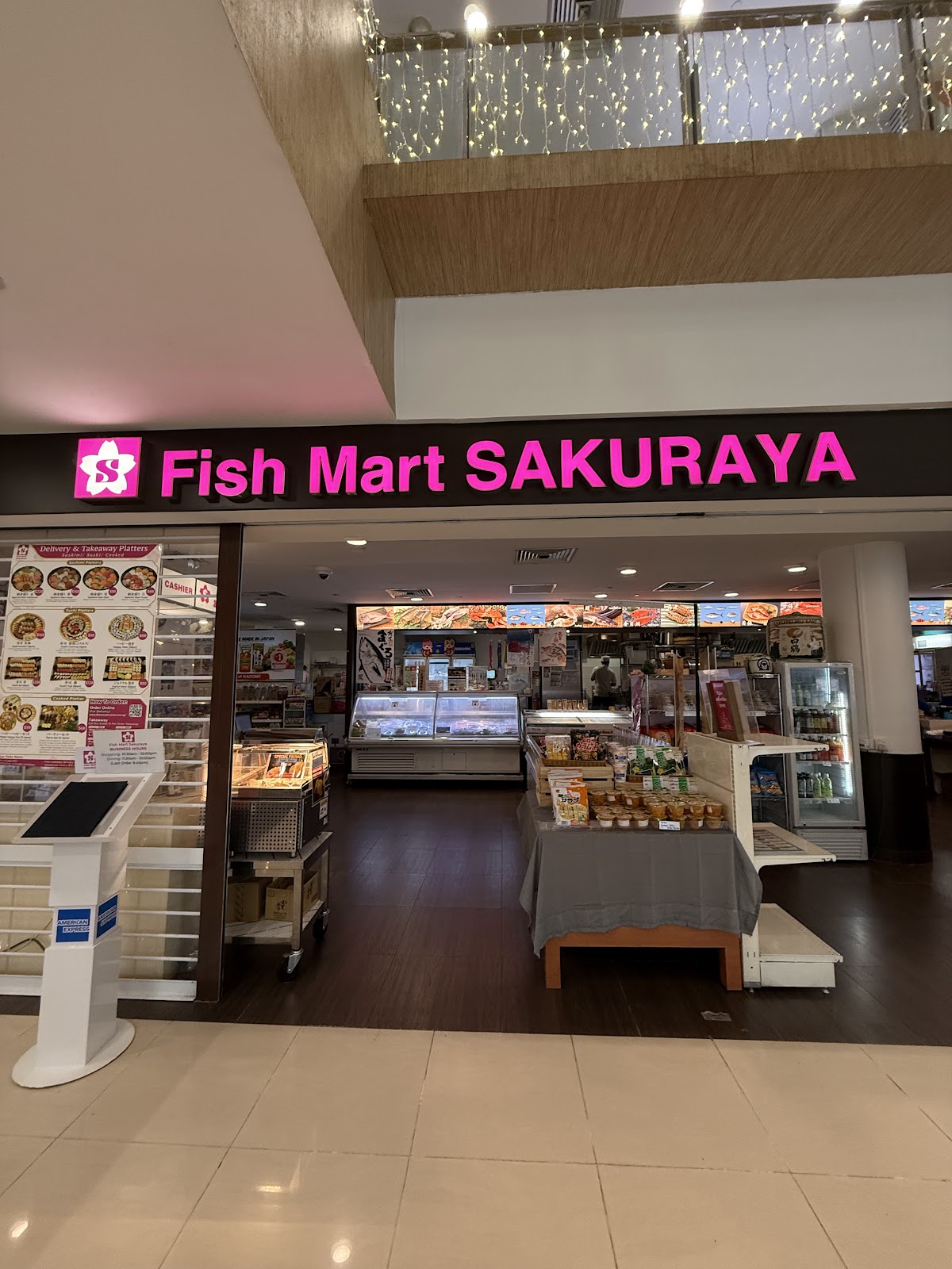 Fish Mart Sakuraya